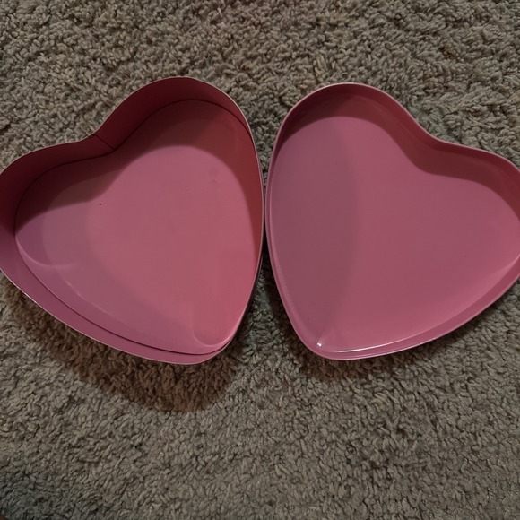 VINTAGE POTPOURRI PRESS HEART SHAPED TIN FLORAL DESIGN 1989 - Picture 4 of 4